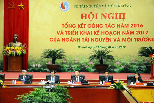 Phó Thủ tướng Trịnh Đình Dũng dự Hội nghị triển khai kế hoạch năm 2017 ngành TN&MT