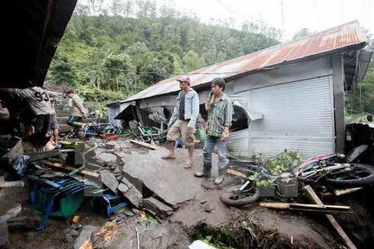 Indonesia: Lũ lụt và lở đất buộc hàng nghìn người sơ tán