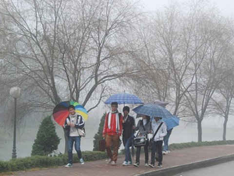 Dự báo thời tiết ngày 18/2: Bắc Bộ có mưa, Hà Nội có sương mù nhẹ