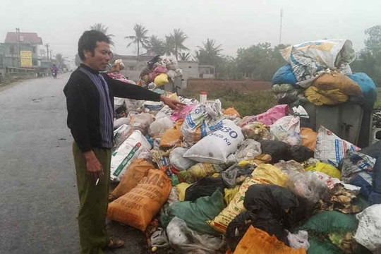 Quảng Xương - Thanh Hóa: Nhiều điểm tập kết rác gần khu dân cư, gây ô nhiễm