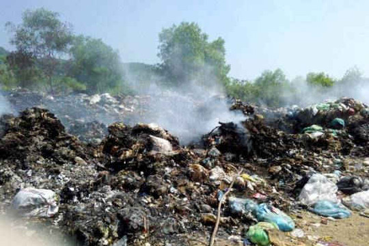 Bình Định: Nỗi lo ô nhiễm từ bãi rác tạm ở huyện Vân Canh