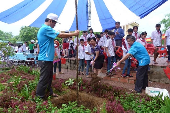 Sơn La hưởng ứng Tuần lễ Quốc gia nước sạch và VSMT 2017