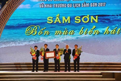 Công bố Quyết định thành lập TP Sầm Sơn