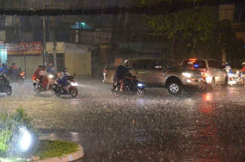 Chuyện gia cảnh báo TP Hồ Chí Minh mưa như trút 3 ngày tới