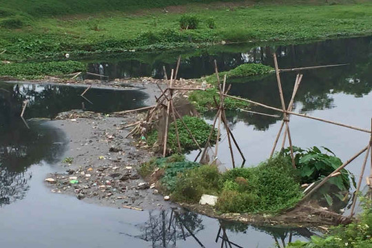 Giải pháp nào xử lý ô nhiễm môi trường tại công viên Yên Sở?
