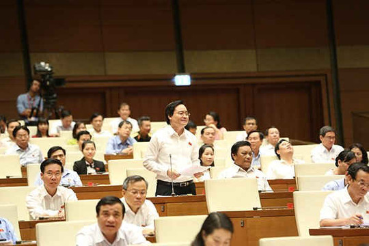 Bộ trưởng Phùng Xuân Nhạ nói về chuyển giáo viên sang hợp đồng