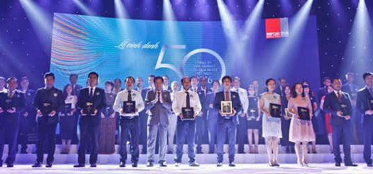 Vinamilk 6 năm liên tiếp lọt top "50 Công ty kinh doanh hiệu quả nhất Việt Nam"