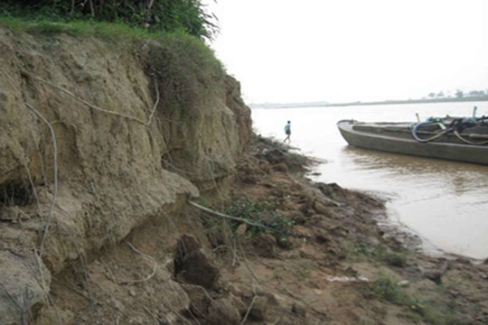 Quảng Ngãi: Giảm thiểu tình trạng xói lở lòng sông Trà Câu