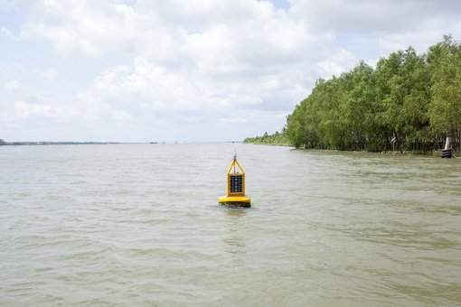 Công nghệ cao: Đột phá giám sát mực nước sông hồ