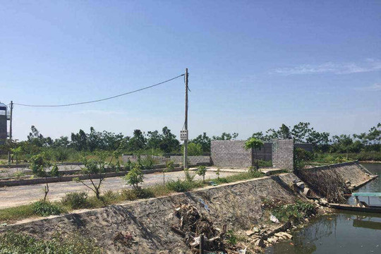 Ứng Hòa - Hà Nội: Xây dựng, lấn chiếm hành lang ven sông Châu Giang