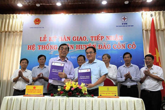 Quảng Trị: Lễ ký bàn giao và tiếp nhận hệ thống điện huyện đảo Cồn Cỏ