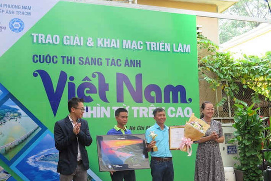 Bức ảnh "Mũi Cà Mau" đoạt giải nhất cuộc thi ảnh "Việt Nam nhìn từ trên cao"