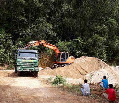 Nghệ An: Kiểm tra hoạt động thăm dò, khai thác khoáng sản ở Quế Phong