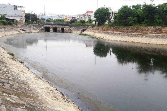 Đà Nẵng: Những dòng kênh ô nhiễm quanh năm