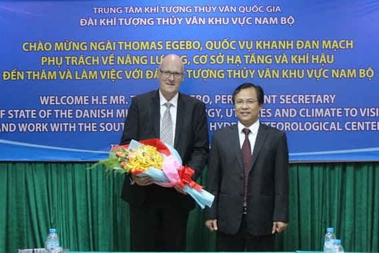 Quốc vụ khanh Đan Mạch Thomas Egebo thăm Đài KTTV Nam bộ