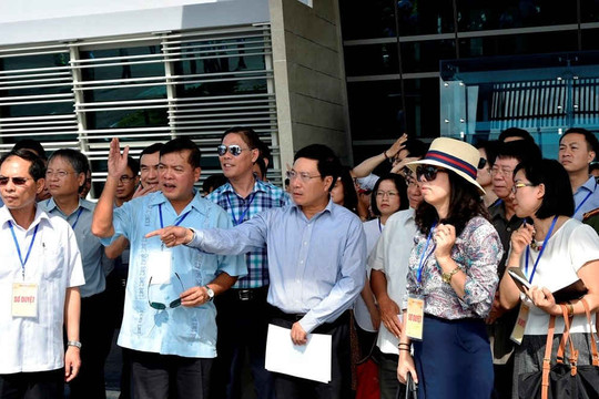 Phó Thủ tướng, Bộ trưởng Bộ Ngoại giao Phạm Bình Minh chủ trì sơ duyệt chuẩn bị Tuần lễ cấp cao APEC 2017