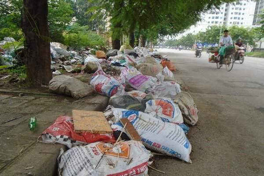 Bãi rác tại KĐT Linh Đàm (Hà Nội): "Trơ gan cùng tuế nguyệt"