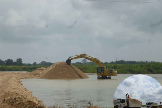 Chủ tịch Quảng Ngãi yêu cầu Cty Hà - Mỹ Á khai thác cát đúng phép