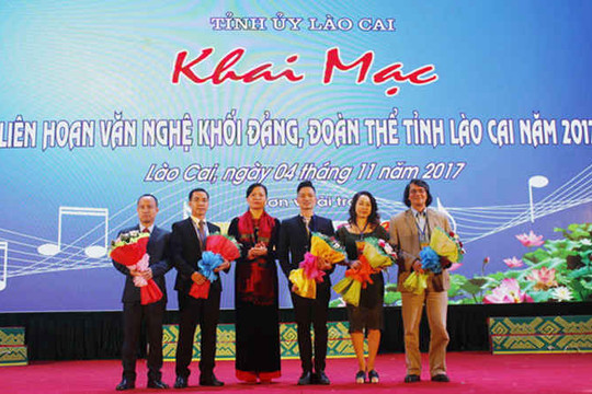 Lào Cai: Khai mạc liên hoan văn nghệ khối Đảng, đoàn thể lần thứ nhất