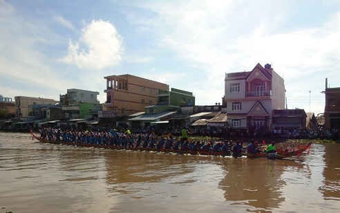 Tưng bừng Ngày hội văn hóa Khmer Nam Bộ lần thứ VII năm 2017