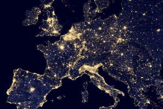 Ô nhiễm ánh sáng tăng nhanh trên phạm vi toàn cầu