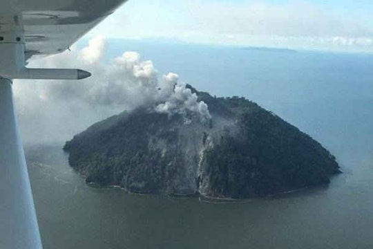 Papua New Guinea: Núi lửa phun tro, hơn 500 dân phải sơ tán