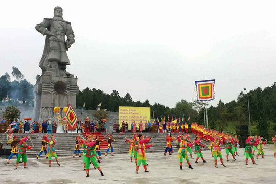 Thừa Thiên Huế kỷ niệm 229 năm Nguyễn Huệ lên ngôi Hoàng đế