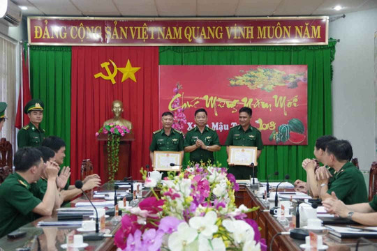 Khen thưởng đột xuất cho các đơn vị, cá nhân thuộc BĐBP tỉnh Bà Rịa – Vũng Tàu