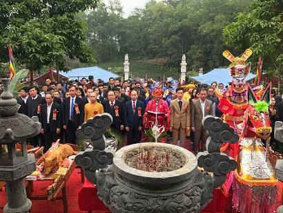 Thái Nguyên: Tưng bừng lễ hội Núi Văn - Núi Võ