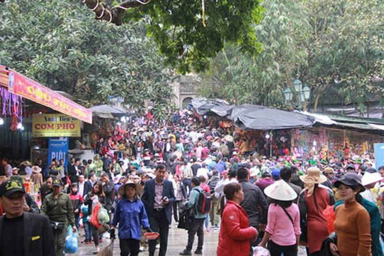 Bảo vệ môi trường ở Lễ hội chùa Hương