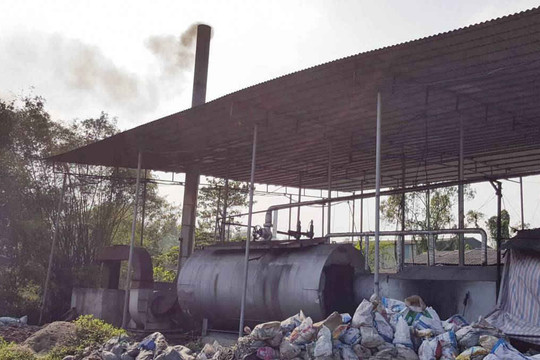 Thừa Thiên Huế: Giám sát đặc biệt việc gây ô nhiễm ở các cơ sở giấy, nhựa