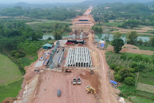 Đẩy nhanh tiến độ dự án đường cao tốc Bắc Giang - Lạng Sơn