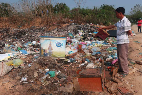 Huyện Lắk, Đắk Lắk: Bãi xử lý rác thải hành dân