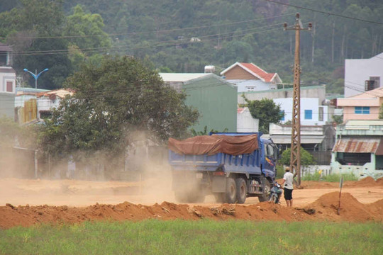 TP Quy Nhơn - Bình Định: Người dân ngán ngẩm do ô nhiễm bụi bẩn