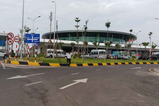 Bình Định: Cần chấn chỉnh hoạt động vận tải hành khách tại Cảng hàng không Phù Cát