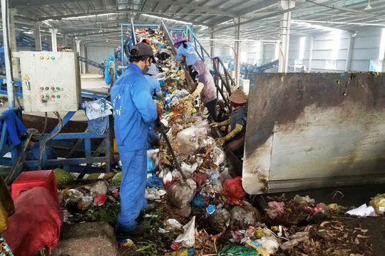 Kon Tum: Nhiều khó khăn trong quản lý chất thải sinh hoạt
