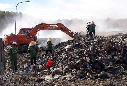 Vụ cháy lớn tại bãi rác Ngọc Sơn (Nghệ An): Hàng chục người nhập viện