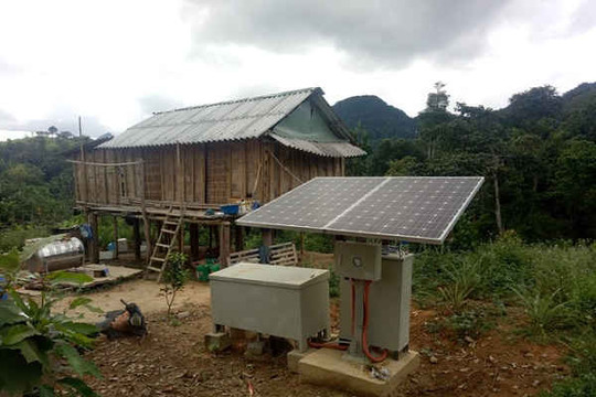 Bố Trạch - Quảng Bình: Xã tự đề ra mức thu tiền điện Dự án cung cấp điện bằng năng lượng mặt trời?