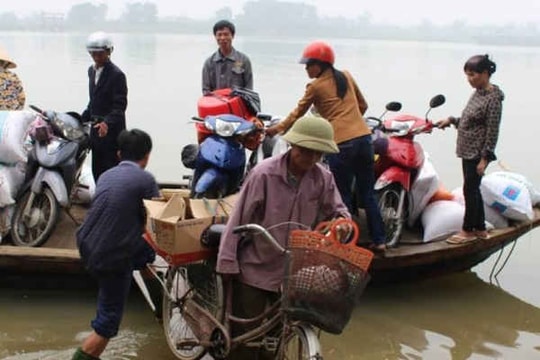 Hà Tĩnh: Làng “ốc đảo” trước nguy cơ xóa sổ!