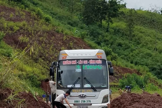 Điện Biên: Thông tuyến Quốc lộ 4H sau nhiều giờ tê liệt