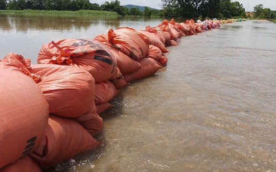 Thanh Hóa: Mười ba người chết và mất tích, Mường Lát bị cô lập hoàn toàn, nước sông Bưởi tiếp tục dâng cao
