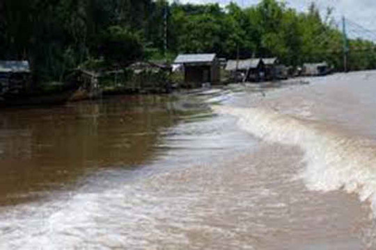 Lũ trên sông Cửu Long: Đỉnh lũ ở Cần Thơ, Mỹ Thuận đều vượt mốc lịch sử