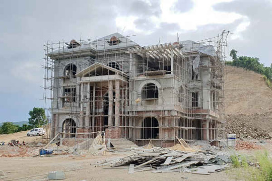 Vụ xây dựng biệt thự không phép ở Thanh Hóa: Phải chăng xây dựng “biệt thự” ở vùng sâu, vùng xa không phải xin giấy phép?