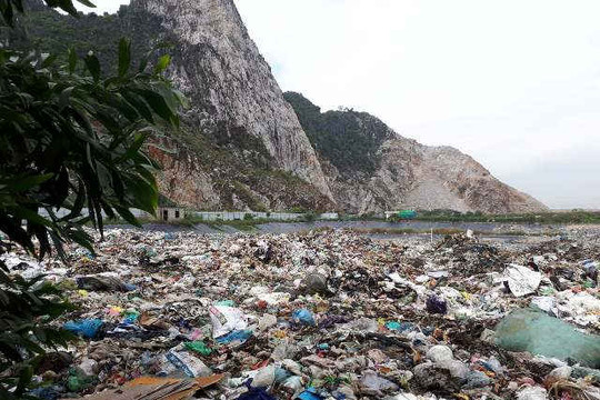 Hải Phòng: Dân khốn khổ vì nhà máy xử lý chất thải Minh Tân gây ô nhiễm môi trường