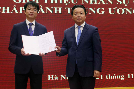 Công bố Quyết định chỉ định ông Phạm Tân Tuyến tham gia Ban cán sự đảng Bộ Tài nguyên và Môi trường