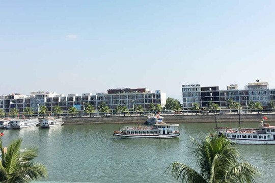 Quảng Ninh: Thí điểm ghép khách tàu tham quan Vịnh Hạ Long