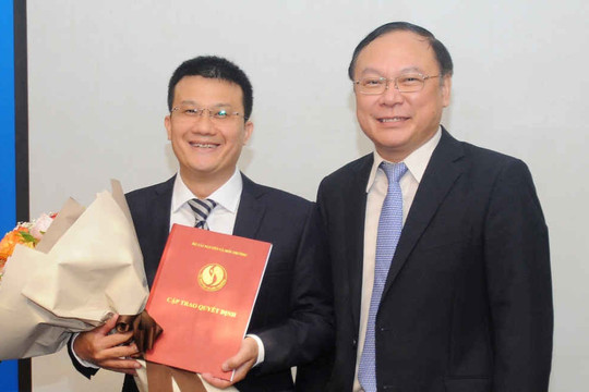 Trao quyết định bổ nhiệm ông Nguyễn Tuấn Quang giữ chức Phó Cục trưởng Cục Biến đổi khí hậu