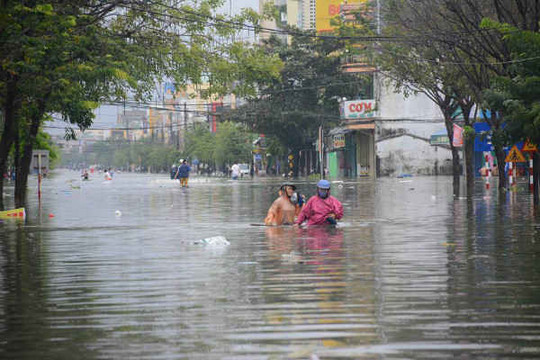 Trung Bộ mưa lớn, nguy cơ ngập úng cục bộ ở Quảng Nam, Quảng Ngãi