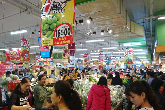 Đà Nẵng: Nhộn nhịp mua sắm trước thềm Tết Nguyên đán Kỷ Hợi