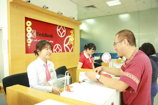 SeABank được vinh danh trong lĩnh vực tiết kiệm ngân hàng 2018